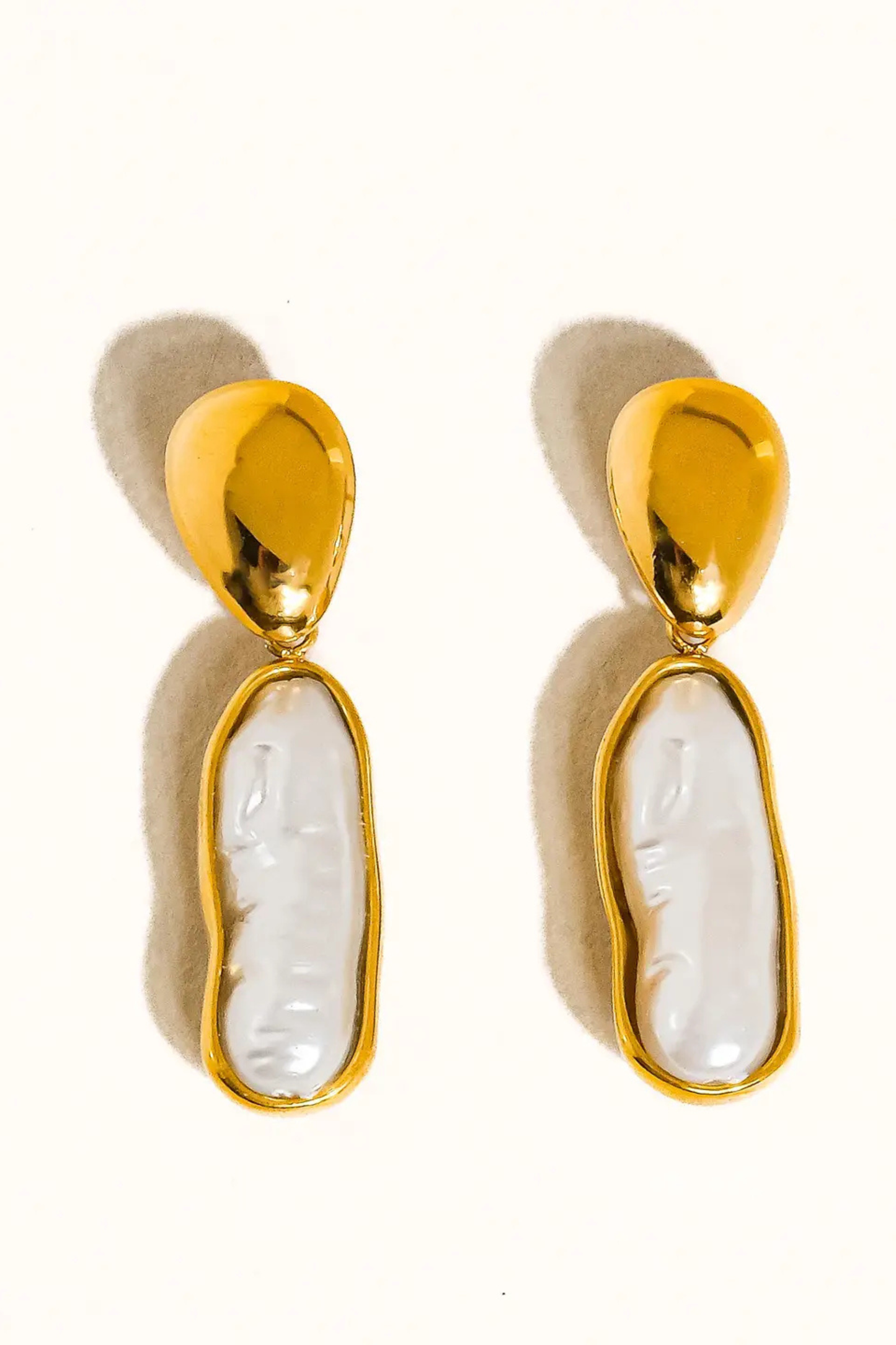 Capri Pearl Earrings